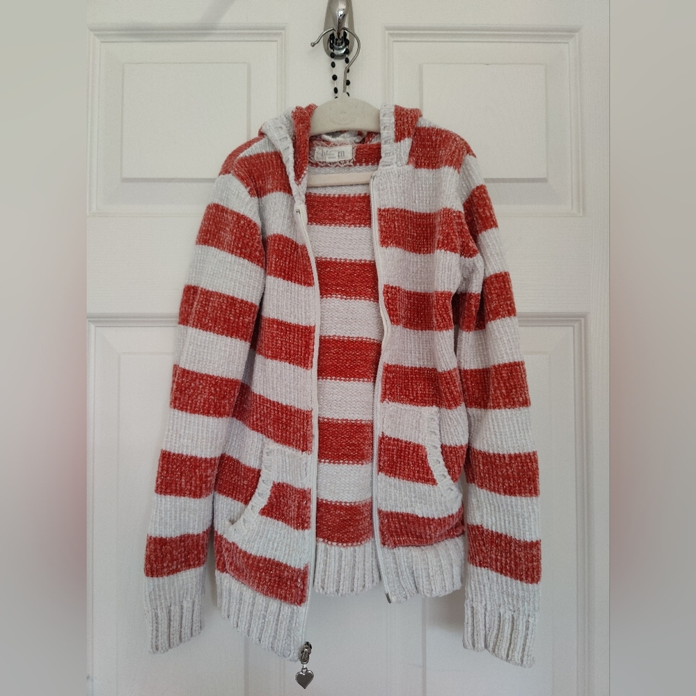 Cozy Zip Up Girls Red & White Striped HoodievSweater Btween Size 7